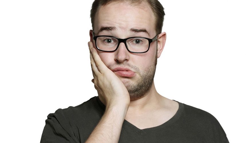 MITOS FRECUENTES SOBRE LOS IMPLANTES DENTALES MITOS FRECUENTES SOBRE LOS IMPLANTES DENTALES